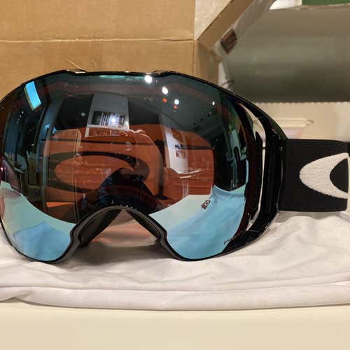 Black Men's Oakley Airbrake Large Ski Goggles