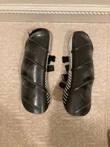 Used Medium Slytech Shin Guards