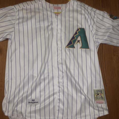 XL 2001 Retro Arizona Diamondbacks Randy Johnson Jersey