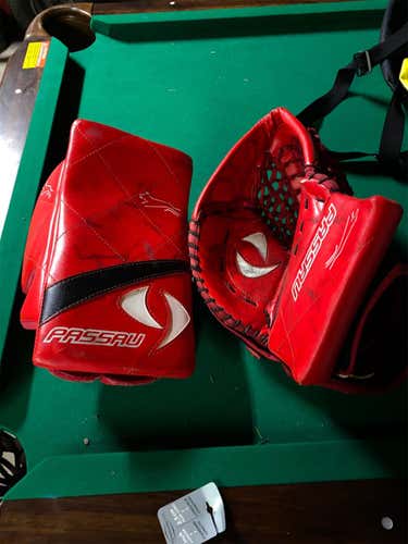 Red Senior Full Right Passau Stolz Pro Stock