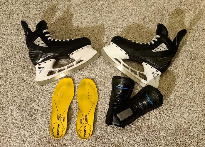 True Pro Hockey Skates