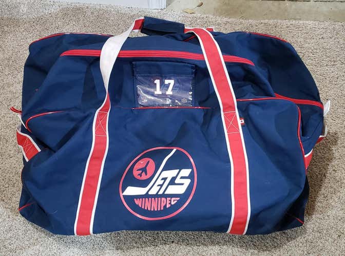 Winnipeg Jets Heritage Classic 2016 Player Bag #17 Brand 4ORTE