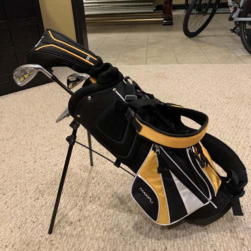 Junior Right Handed 4 Pieces Clubs (Full Set)