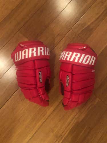 Red Senior Warrior Alpha QX 13" Gloves