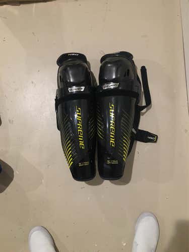 Brand New Senior Bauer Supreme 150  Shin Pads
