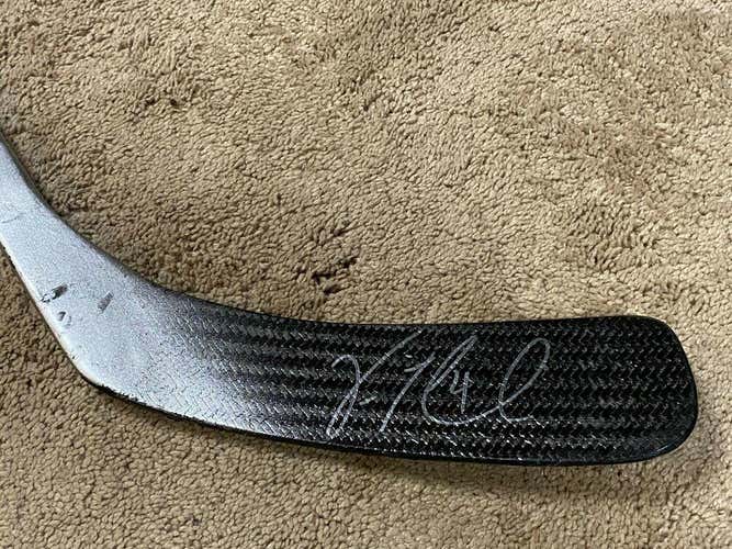 VINNY LECAVALIER 05'06 Signed Tampa Bay Lightning Game Used Hockey Stick COA