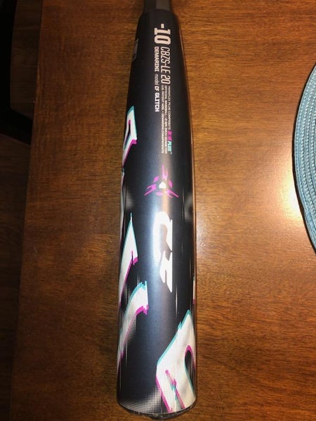 Used Kid Pitch (9YO-13YO) USSSA Certified 2020 DeMarini Composite CF Glitch Bat (-10) 18 oz 28"