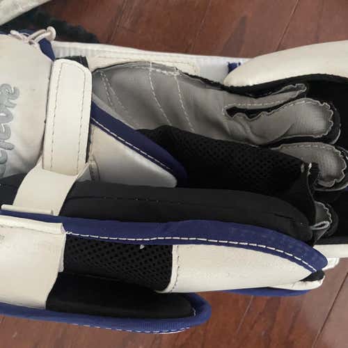 CCM Intermediate Regular Extreme Flex II 860