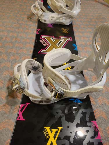 Technine IX Snowboard With Bindings Twin 149