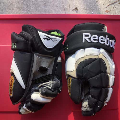 Reebok 11K Pittsburgh Penguins colored Ice Hockey Gloves