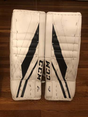 26" CCM Extreme Flex E3.5 Goalie Leg Pads