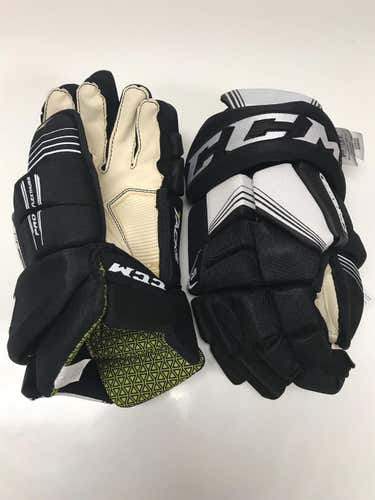 Black Senior CCM Vector Pro 14" Pro Stock Gloves