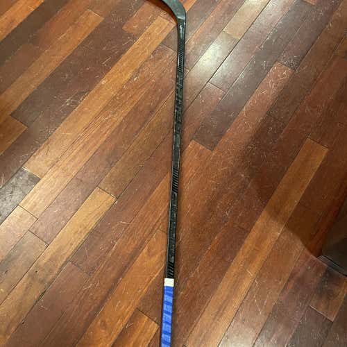Supreme 2S Pro Hockey Stick