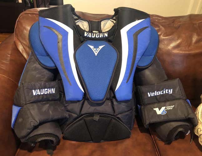 Senior Large Vaughn Velocity V6 1000 Pro Stock Goalie Chest Protector