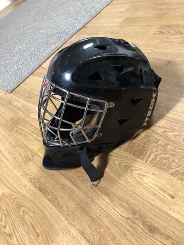 Black Used Junior Itech Profile 1200 Goalie Mask
