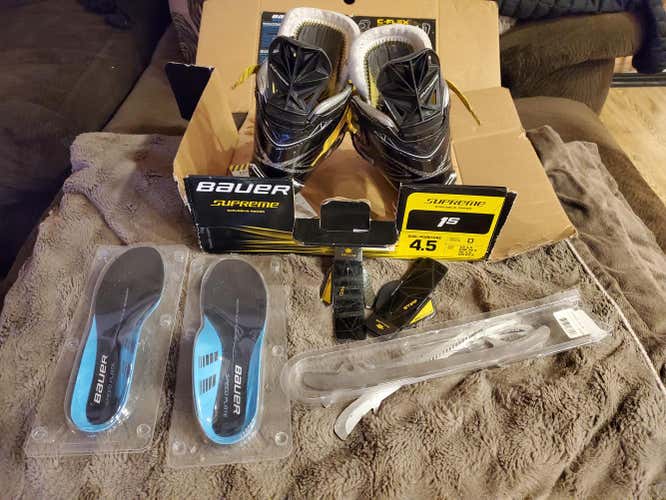 Bauer Supreme 1S Hockey Skates Regular Width Size 4.5