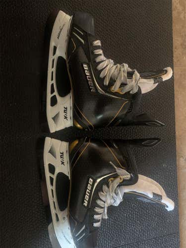Senior Bauer Supreme One.9 Regular Width  Size 7 Hockey Skates
