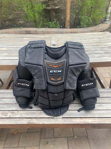 CCM Pro D30 Pro Stock Chesty Size Large