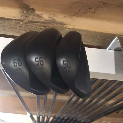 Men's Right Handed Glide 2.0 Stiff Flex Steel Shaft Wedge