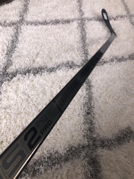 Intermediate Left Hand Nexus 2N Pro P28 Pattern 65 Flex SHADOW SERIES  Hockey Stick