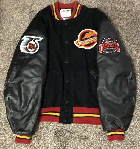 Black Used Adult Unisex XL Unbranded Jacket