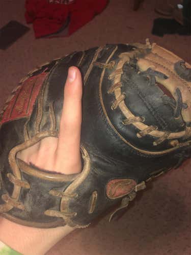 Adult Heart Of The Hide Catchers Mitt