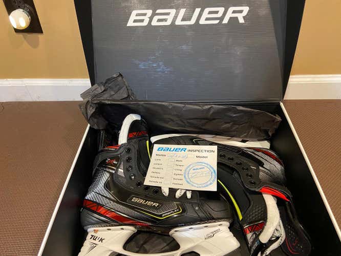 University of Michigan 2X Pro Hockey Skates Pro Stock
