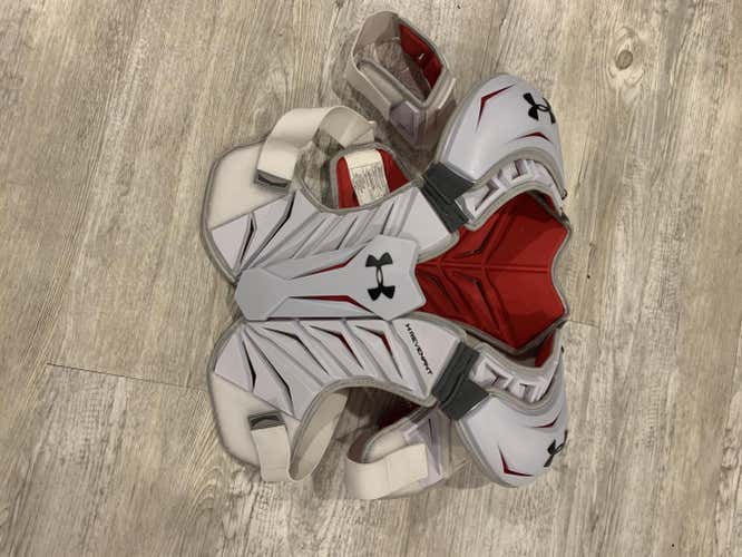 New Large Under Armour Revenant Shoulder Pads