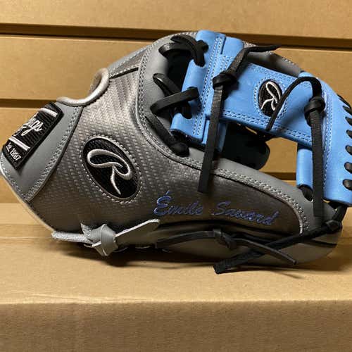 New Right Hand Throw Heart of the Hide 12" Baseball Glove