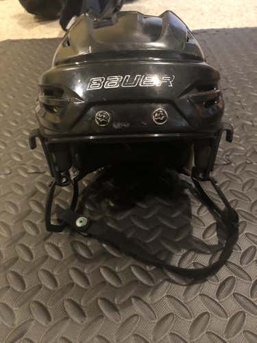 Black Used Small Bauer Re-Akt 95 Helmet