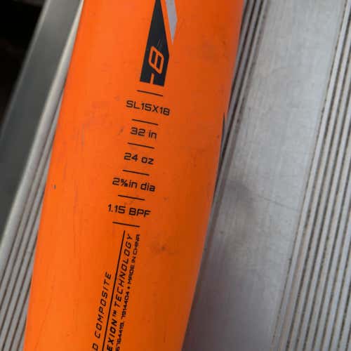 Kid Pitch (9YO-13YO) Easton XL1 (-8) 24 oz 32" Bat