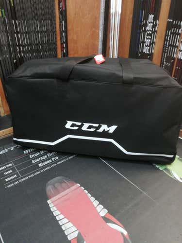 New CCM Hockey Bag Black 38" wheels