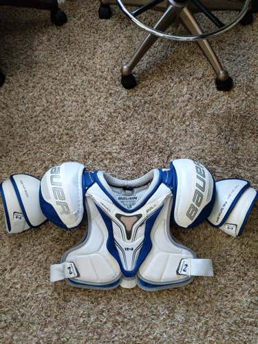 Used Large Bauer Nexus 1N Shoulder Pads