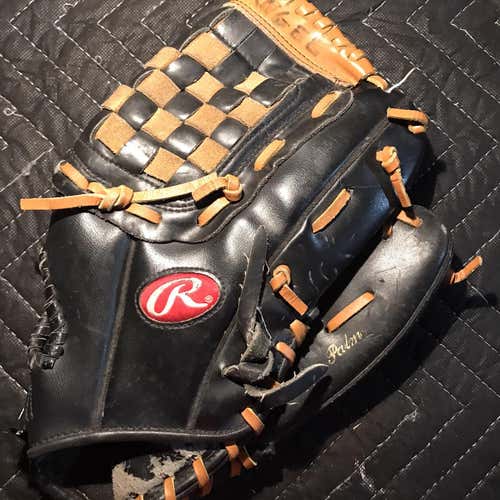 Black Kid Pitch (9YO-13YO) Infield RBG21W 11.5" Baseball Glove