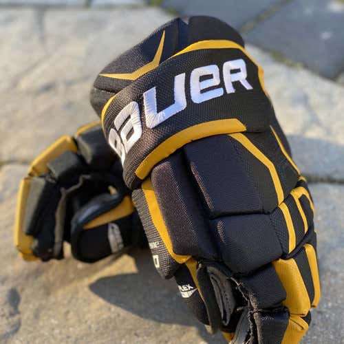 BAUER Supreme 170 Gloves 15” *Hardly Used!!