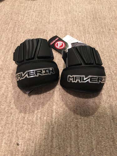 New Large Maverik Max Arm Pads Black