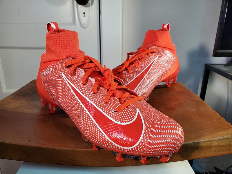 Nike Vapor Untouchable 3 Pro Football Cleats Orange 917165-800 Men Sz 10.5