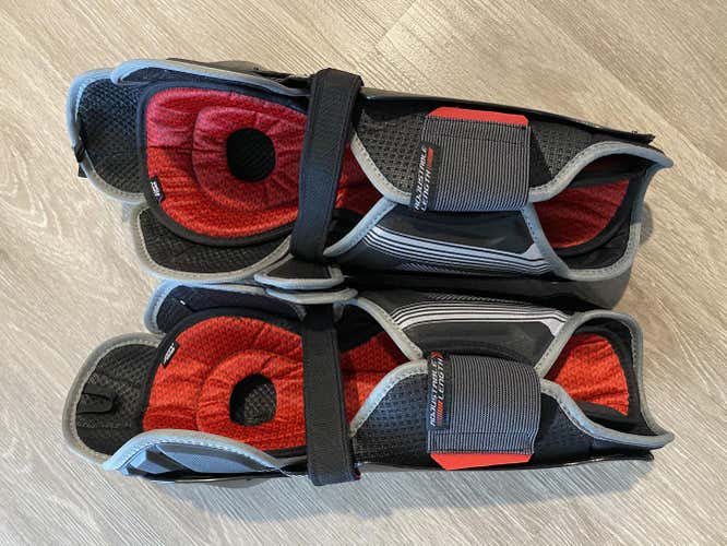 New CCM JetSpeed FT390 Shin Pads