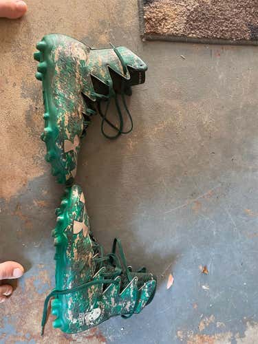 Under Armor Highlight Green Football Cleats