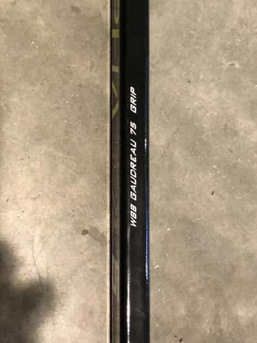 Senior Right Handed Alpha DX5 Mid Pattern W88 Gaudreau 75 Flex Hockey Stick