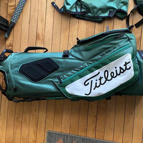 Titleist 14 Way Green Stand Bag
