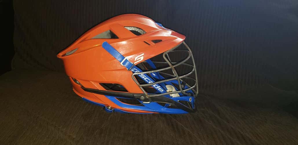 Cascade S Orange/Blue Helmet