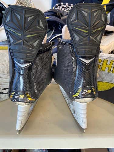 Customized Pro Stock Senior Bauer Supreme 2S Pro Skates. Size 10.75/11.25 University of Michigan