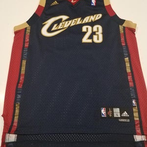 LeBron James Clevland Cavaliers Navy Blue Used Unisex Youth Large Adidas Jersey