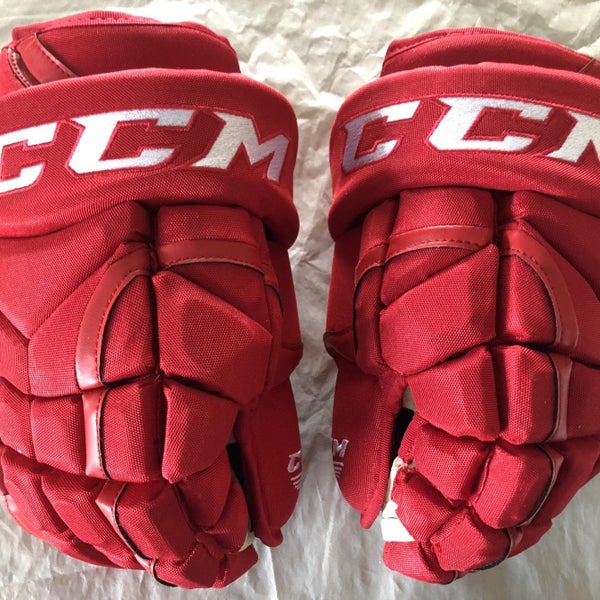 New Senior CCM HG12 Gloves 13" Pro Stock KRONWALL