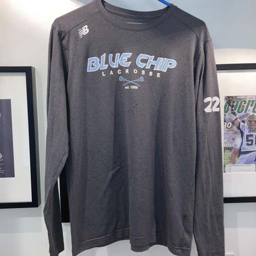 Gray Adult Large Blue Chip Showcase New Balance Shirt