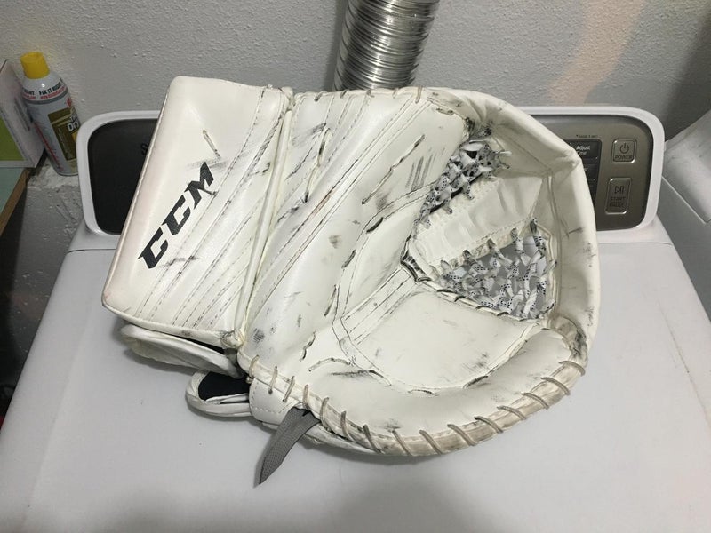 Senior CCM Regular Premier Pro Glove 2-Piece 590 Pro palm