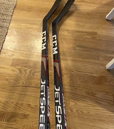 (2) Two Pack - Pro Stock CCM JetSpeed FT2 Sticks - RH - 80 Flex - P90T Curve