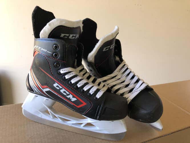 Used Youth CCM JetSpeed FT340 Hockey Skates Size 4