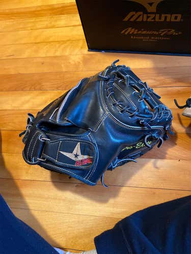Used Right Hand Throw Pro elite 33" Baseball Glove